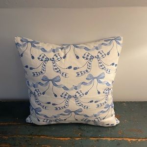 Gorgeous Caitlin Wilson bow pillow